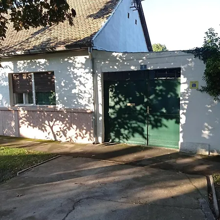 Quarto em Acomodações Particulares Sobe Ana Sombor